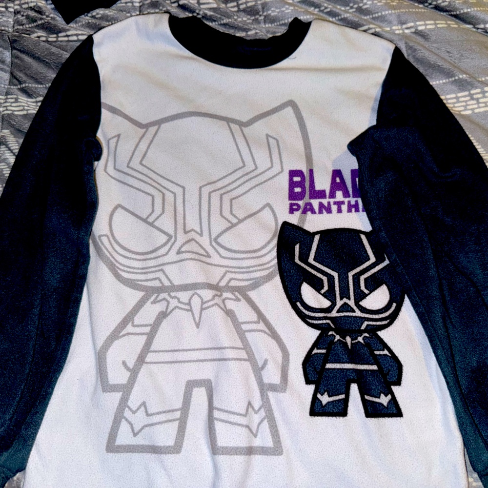 Kids Marvel Black Panther pjs, size 8/10